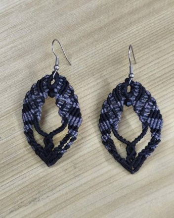 1  β  σκουλαρικια μακραμε μαυρα (1)